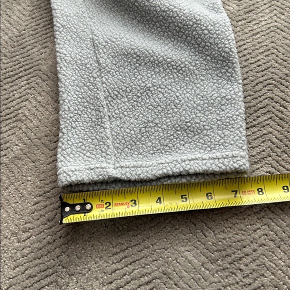 Patagonia Women's Size Medium Gray Polyester Sherpa Pile Synchilla Sweatpants - Picture 13 of 13